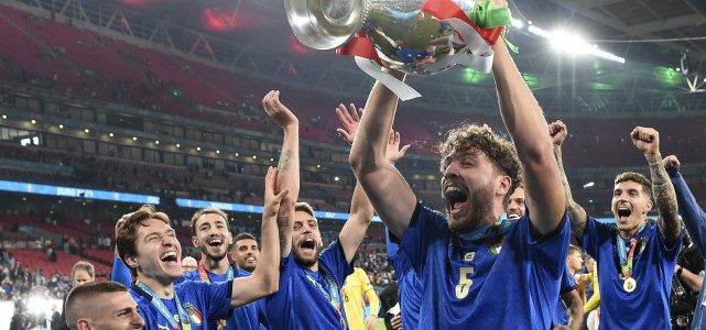 Italia gana: el AC Milan se convierte en espectador